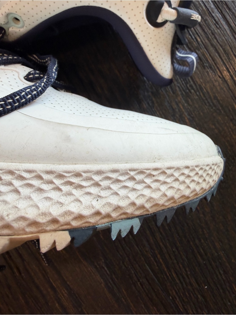 G/FORE MG4+ O2 G/LOCK Mid Sole Spikeless Golf Shoe Snow/Twilight Size 11 women - Picture 3 of 11